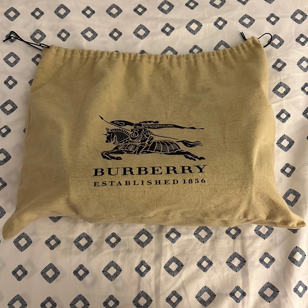 Burberry tote bag
